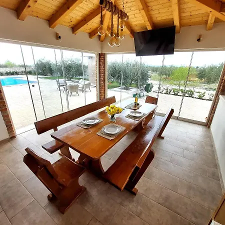 Lunnis - Total Peace And Serenity