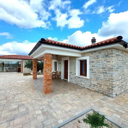 Lunnis - Total Peace And Serenity *