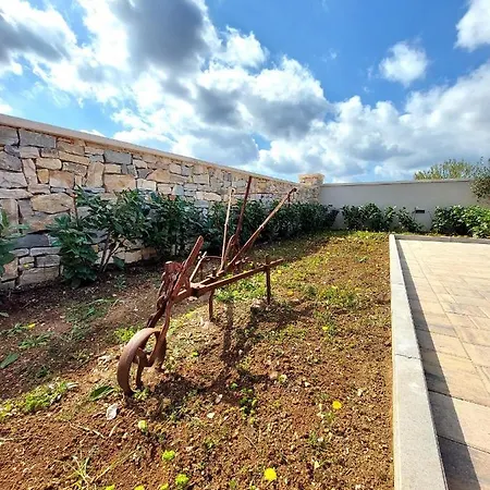 Lunnis - Total Peace And Serenity *