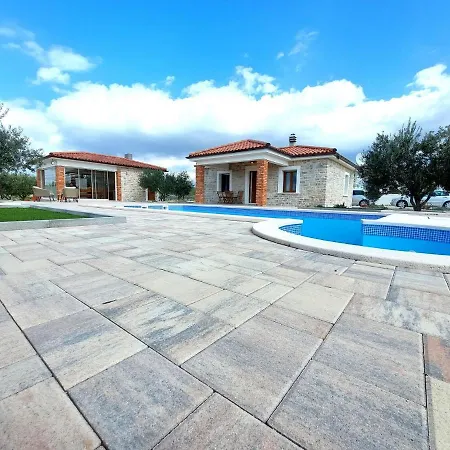 Lunnis - Total Peace And Serenity *