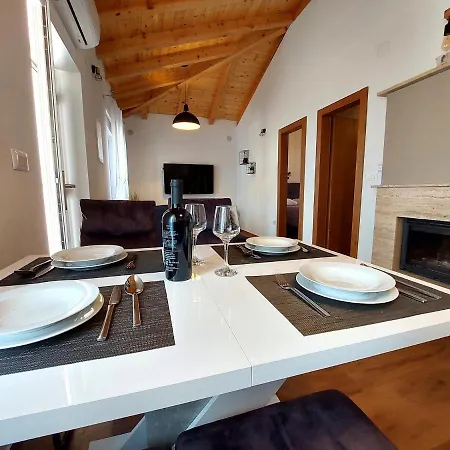 Lunnis - Total Peace And Serenity * Velika Cista (Sibenik-Knin)