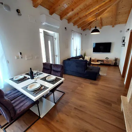 Lunnis - Total Peace And Serenity Ferienhaus