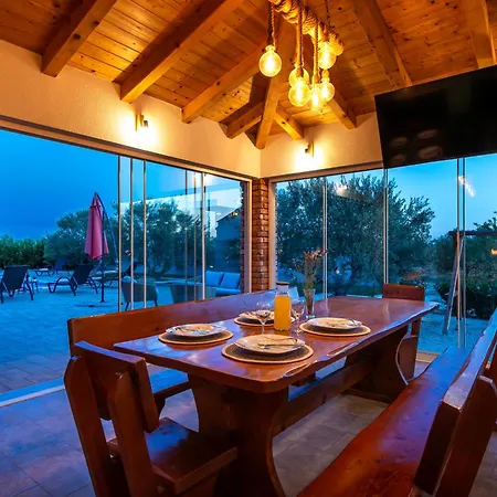 Lunnis - Total Peace And Serenity