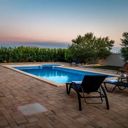 Lunnis - Total Peace And Serenity Velika Cista (Sibenik-Knin)