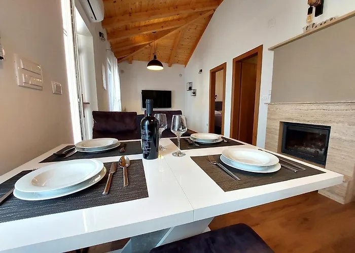 Lunnis - Total Peace And Serenity * Velika Cista (Sibenik-Knin)