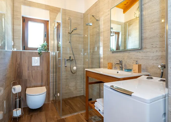 Lunnis - Total Peace And Serenity * Velika Cista (Sibenik-Knin)